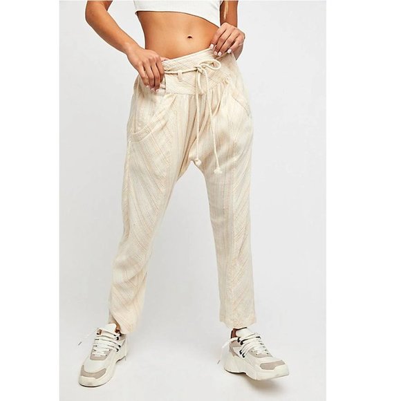 FREE PEOPLE  Roll with It Harem Pant - Size Medium NWT - Picture 1 of 7